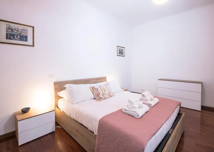 Gregory Bright St Peter's Apartment